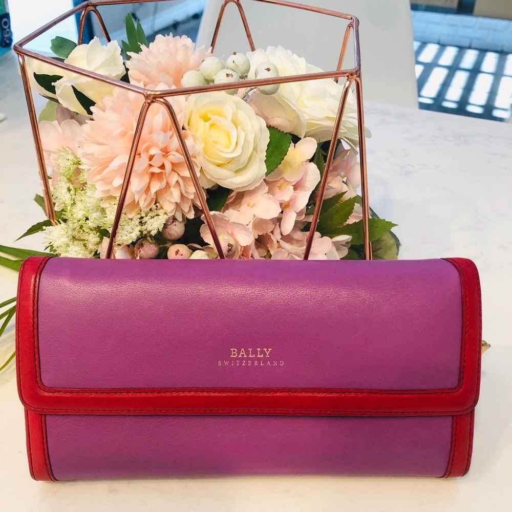 Bally leather long wallet